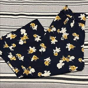 J.O.A. Navy Floral Capris